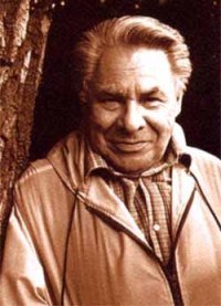 Евгений Иванович Носов (1925-2002)